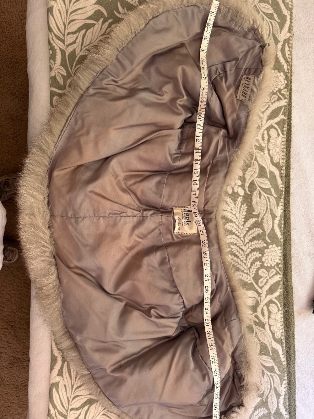 Real Fur Shawl - Picture 2 of 5